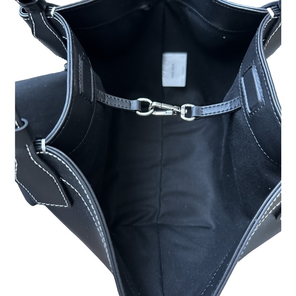 FOLNUA
Mini Shell Bag_Black-Stitch - Picture 2 of 11